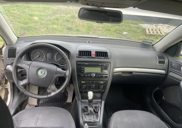 Skoda Octavia cena 5000 przebieg: 613000, rok produkcji 2005 z Nowe Brzesko małe 67